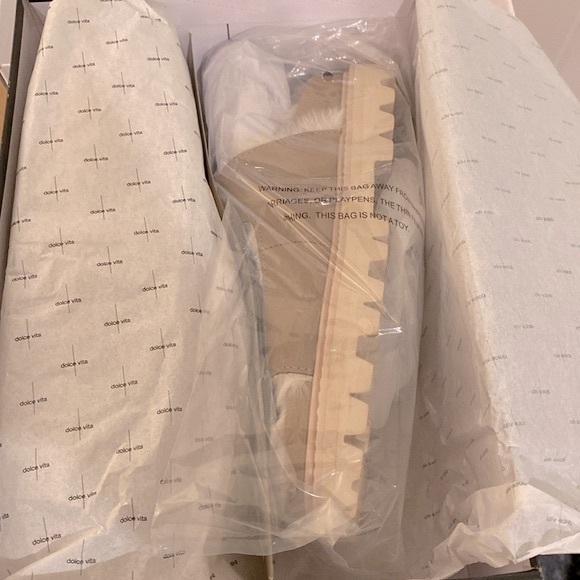 NIB [Dolce Vita] Neelo Slip-On Indoor/Outdoor Platform Sandals Womens Sz 8.5 - Picture 7 of 9